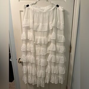 Elegant White Tiered Skirt